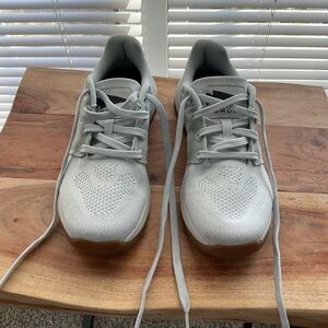 Go Ruck Ballistic Trainers - Lunar Gray/Gum - Men’s 4; Women’s 6